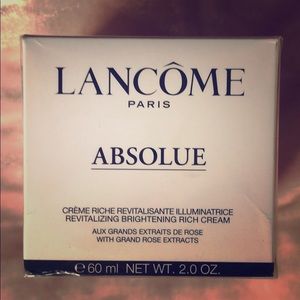 Lancôme Absolue Revitalizing Brightening Cream